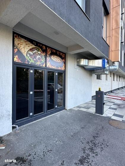 Spațiu comercial, de 160 mp, în Central