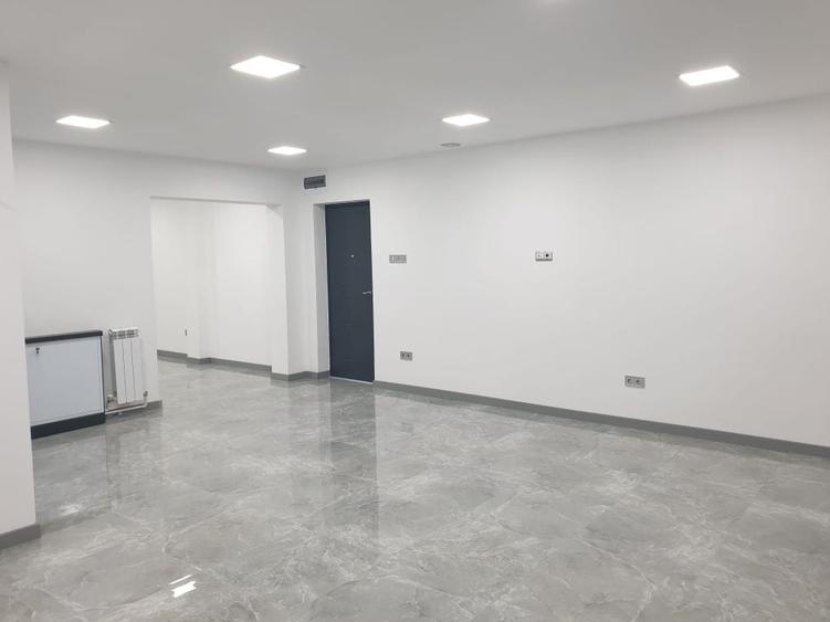 Spațiu comercial, de 80 mp, în Traian