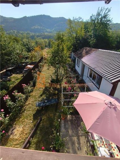 Casă individuală cu 5 camere cu Teren 1350 Mp în Vintilă Vodă