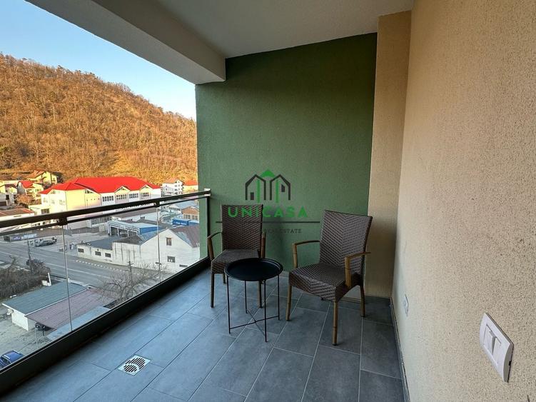 Apartament cu 2 camere decomandat, mobilat în Central