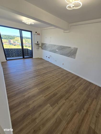 Apartament cu 3 camere decomandat în Baciu