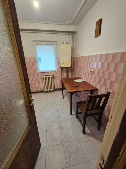 Apartament cu 2 camere decomandat în Valea Lupului