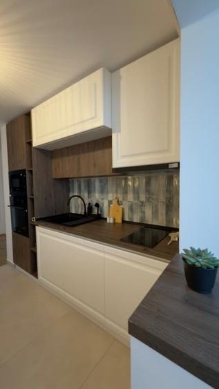 Apartament cu 3 camere, mobilat în Circumvalațiunii