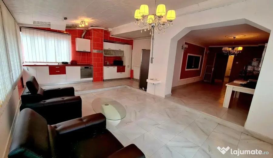 Apartament cu 3 camere în Moneasa