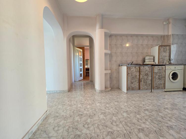 Apartament cu 2 camere semidecomandat în Tineretului