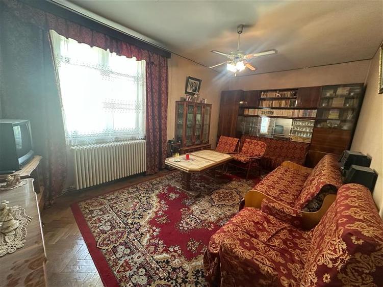 Apartament cu 3 camere decomandat în Luncă