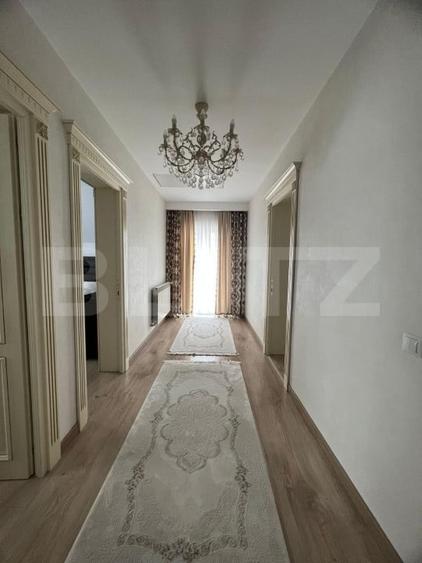 Casă individuală cu 4 camere cu Garaj în Livezeni