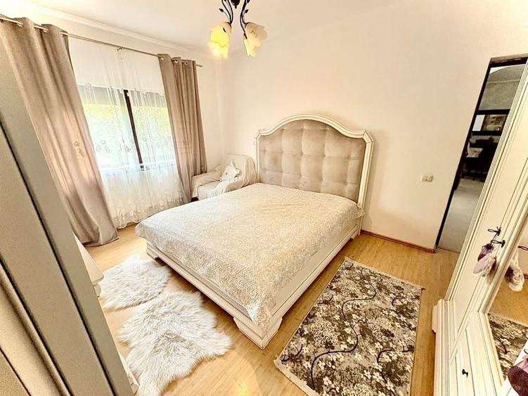 Casă cu 4 camere în Central