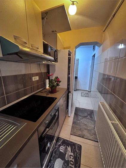 Vand apartament 2 camere - 1