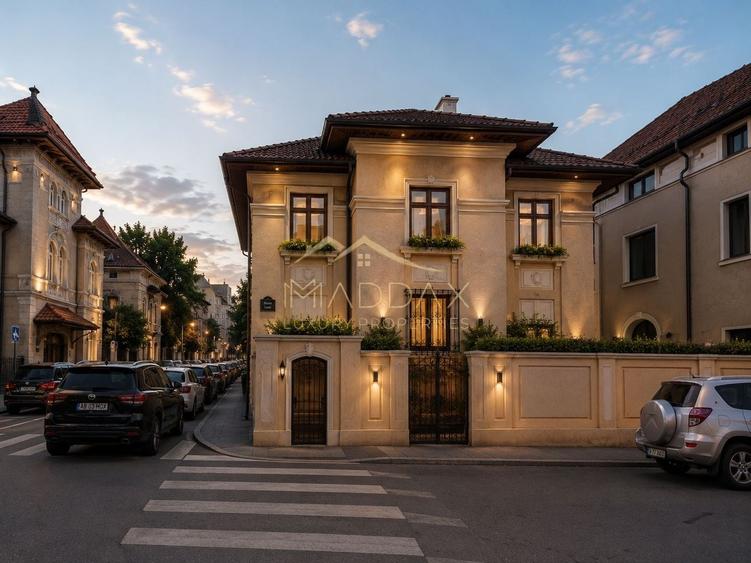 Casă individuală cu 10 camere cu Canalizare în Titulescu