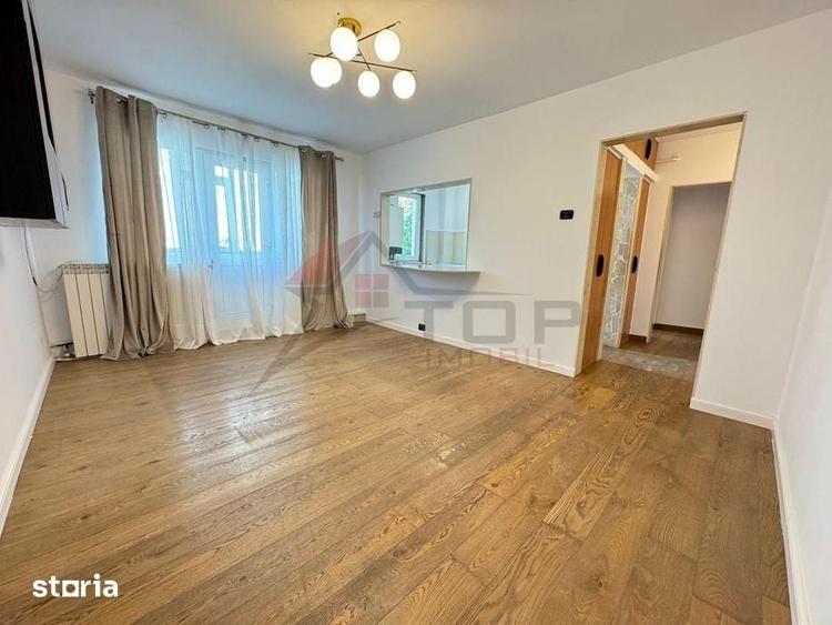 Apartament cu 4 camere semidecomandat în Mircea cel Bătrân