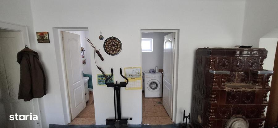 Casă cu 3 camere cu Teren 900 Mp în Central