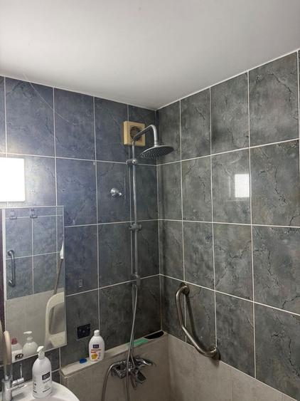 Apartament cu 3 camere decomandat, mobilat în Brâncoveanu