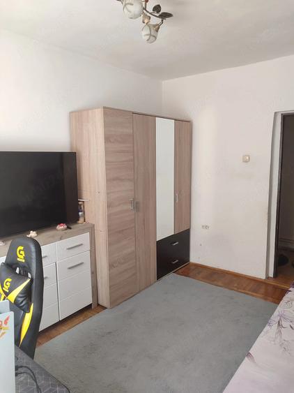 2camere de inchiriat - 1