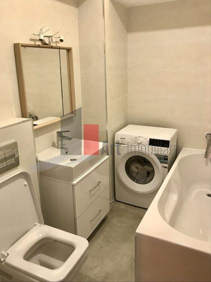 Apartament cu 2 camere decomandat în Politehnica