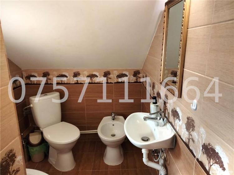 Casă cu 5 camere cu Teren 2100 Mp în Sălicea
