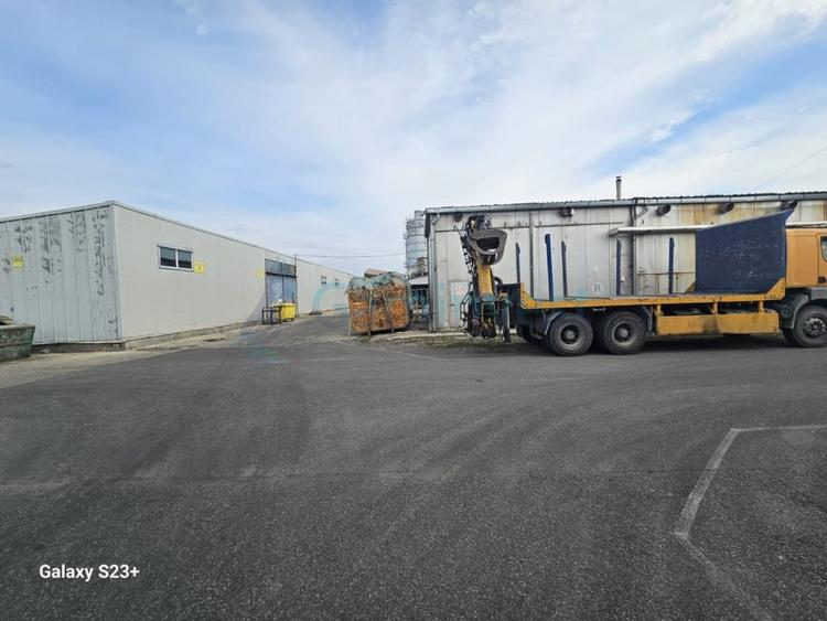 Spațiu industrial, de 5,500 mp, în Borș