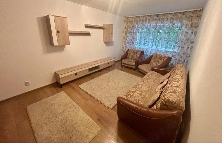 Apartament cu 2 camere decomandat în Traian