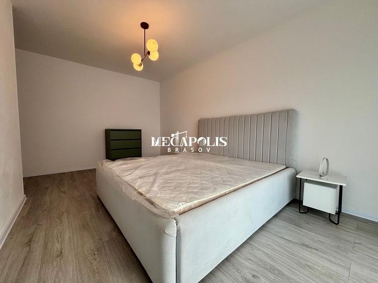 Duplex cu 4 camere cu Canalizare în Sânpetru