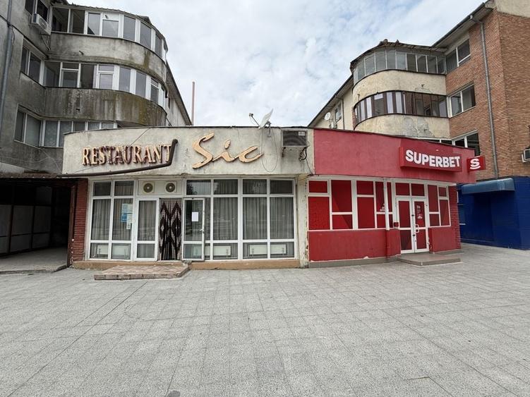 Spațiu comercial, de 102 mp, în Exterior Vest