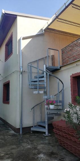 Casă cu Teren 2800 Mp în Aurel Vlaicu