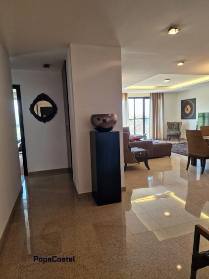 Apartament cu 4 camere decomandat, mobilat în Otopeni