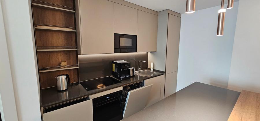 Apartament cu 2 camere semidecomandat, mobilat în Floreasca
