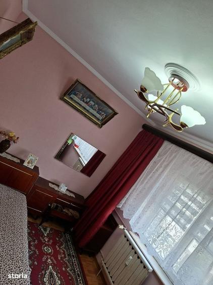 Apartament cu 2 camere semidecomandat în Prundu