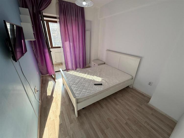 Apartament cu 2 camere decomandat în Podu Roș