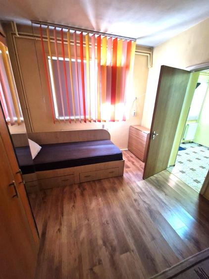 Garsonieră decomandată în Drumul Taberei