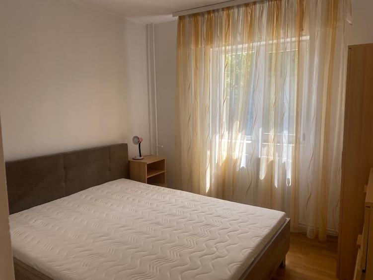 Apartament cu 2 camere semidecomandat în Tătărași