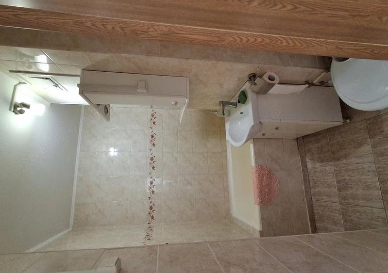 Apartament cu 2 camere decomandat, mobilat în Victoriei