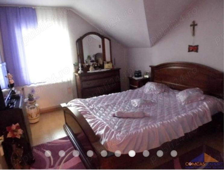 Casă cu 6 camere cu Teren 1122 Mp în Central