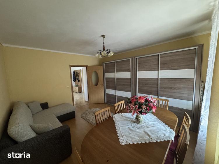 Casă cu 3 camere cu Teren 1483 Mp în Moftin