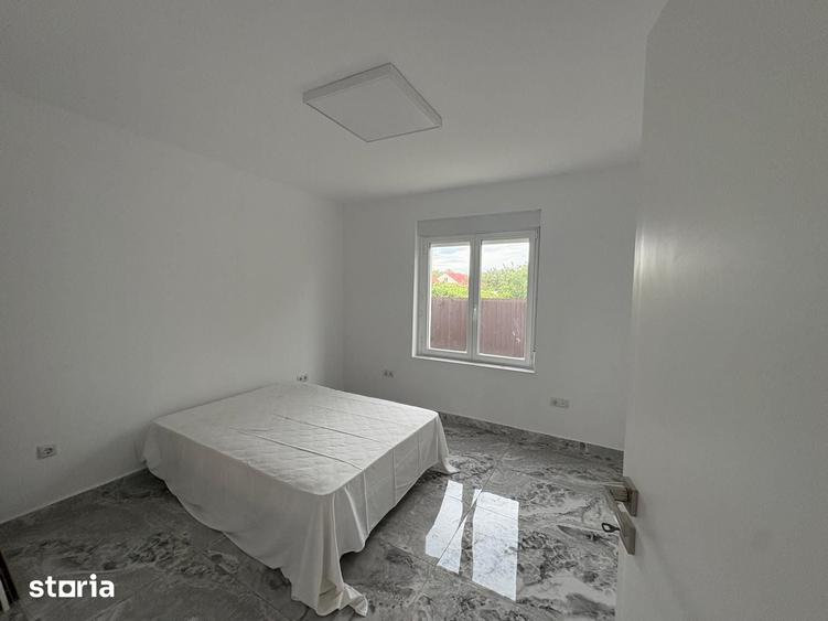 Casă cu 4 camere cu Teren 405 Mp în 6 Vânători