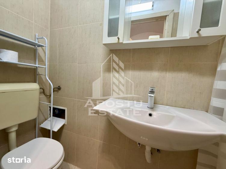 Apartament cu 2 camere, mobilat în Ultracentral