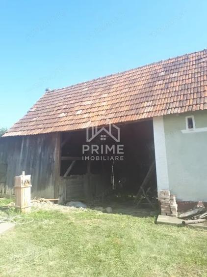 Casă cu 4 camere cu Teren 1708 Mp în Ghirbom
