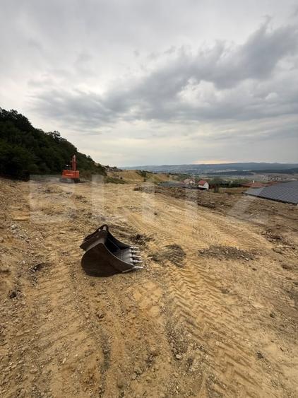 Teren agricol extravilan de 1126 mp, în Dâmbul Rotund