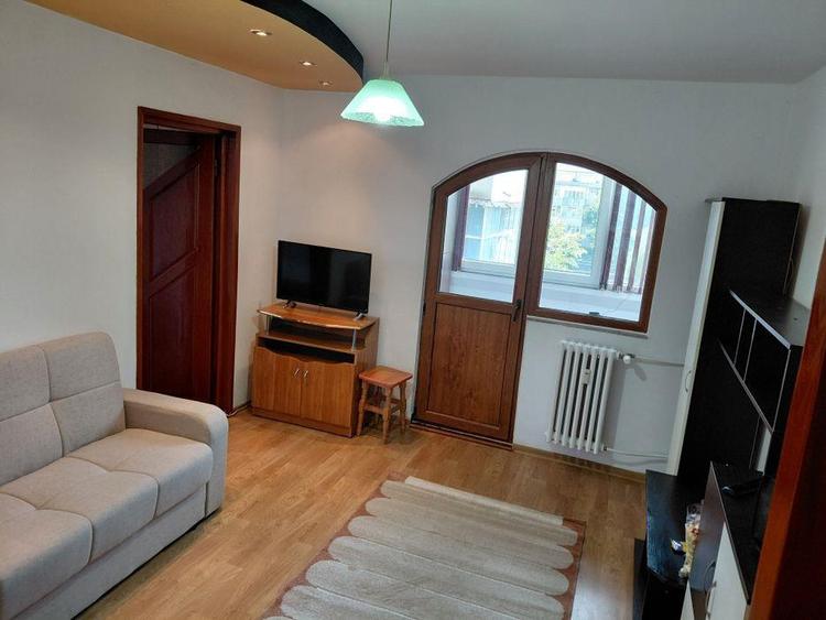 Apartament cu 2 camere semidecomandat în Tătărași