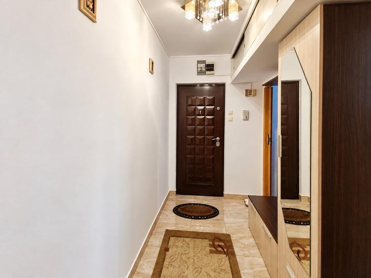 Apartament cu 2 camere semidecomandat, mobilat în Olimpia-Stadion