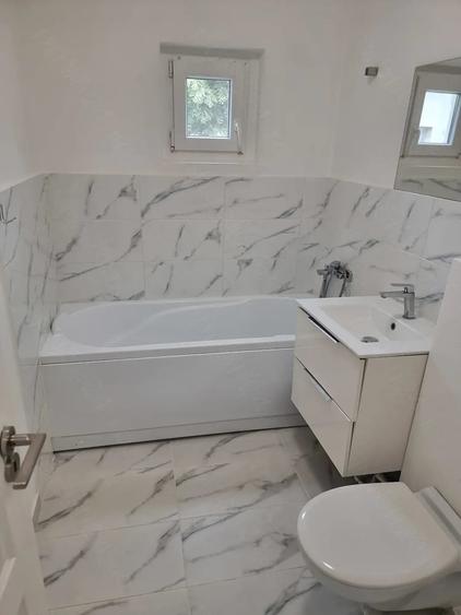 Apartament cu 2 camere semidecomandat în Soarelui