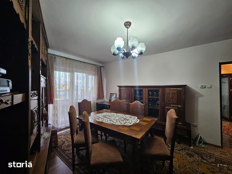 Apartament cu 2 camere decomandat în Central
