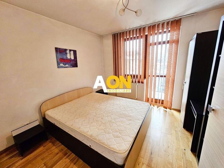 Apartament cu 3 camere decomandat, mobilat în Cetate
