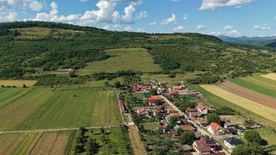 Hotel/Pensiune, de 1,284 mp, în Șoimuș