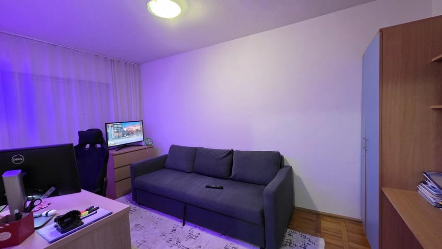 Apartament cu 3 camere decomandat, mobilat în Girocului