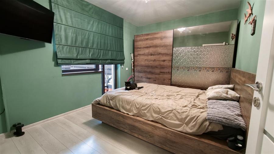 Apartament cu 3 camere semidecomandat în Valea Lupului