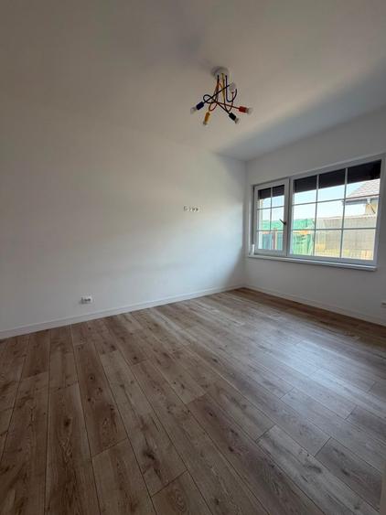 Casă individuală cu 4 camere cu Teren 600 Mp în Balotești