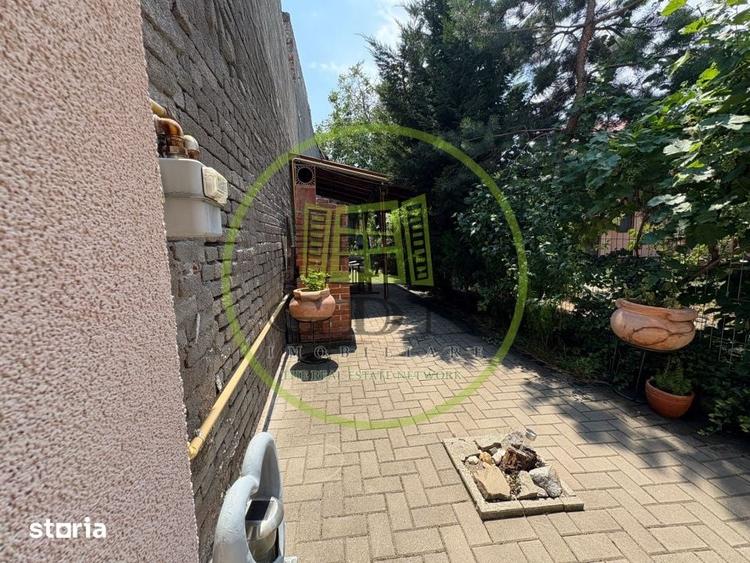 Casă cu 3 camere cu Teren 350 Mp în Central
