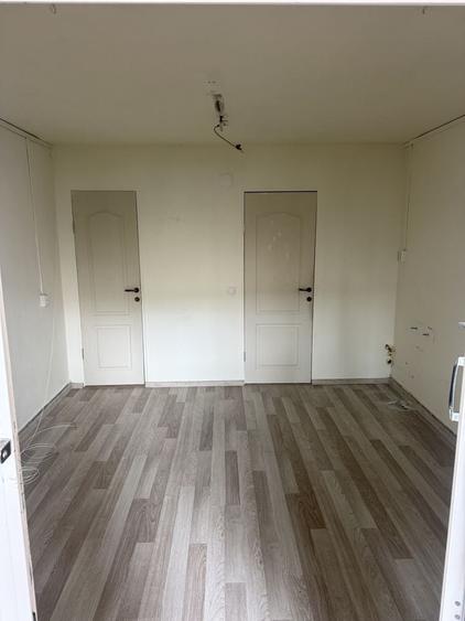 Spațiu comercial, de 18 mp, în Plopilor