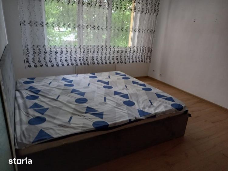 Garsonieră decomandată în Traian